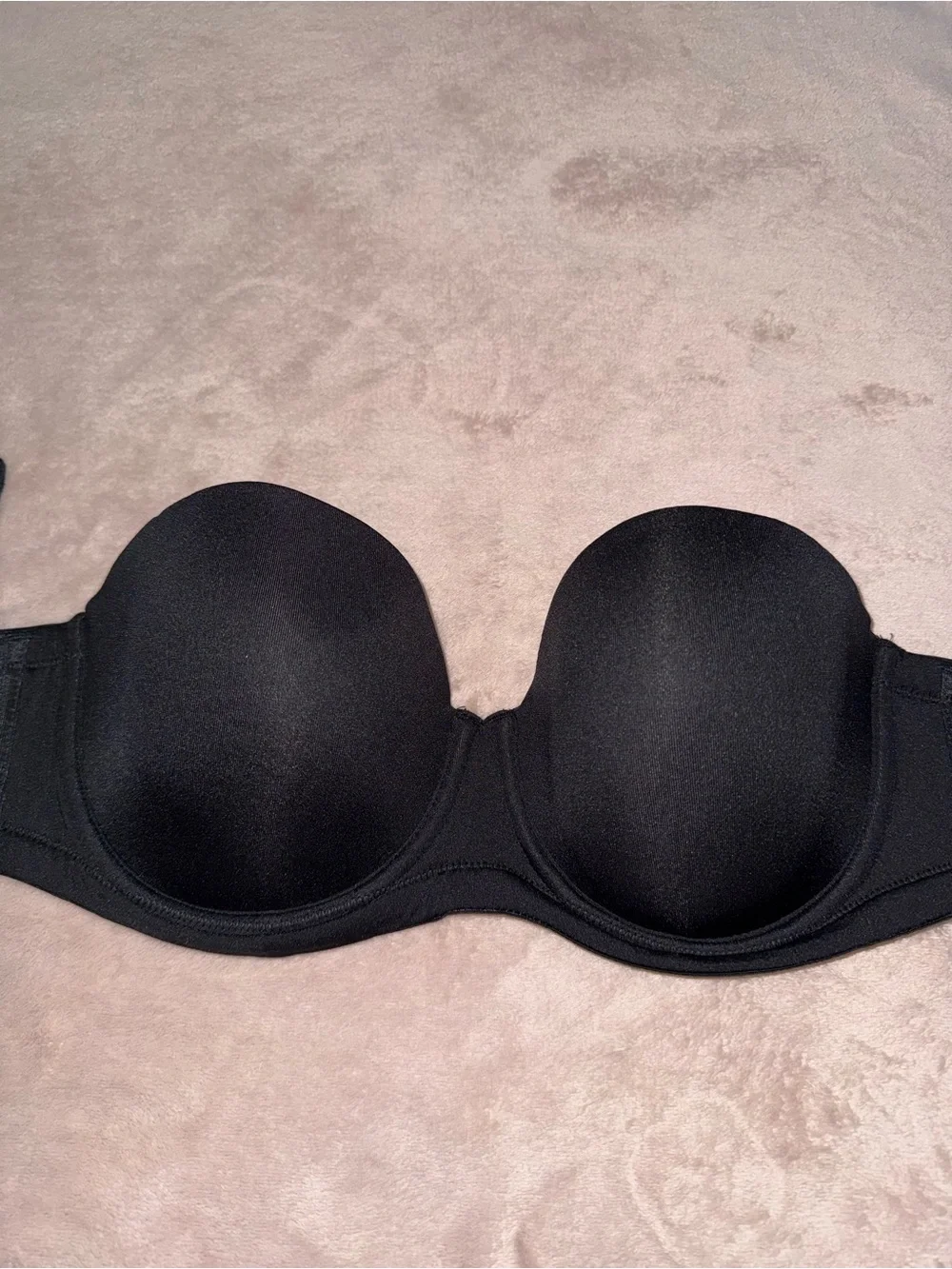 Wacoal strapless bra size 38C